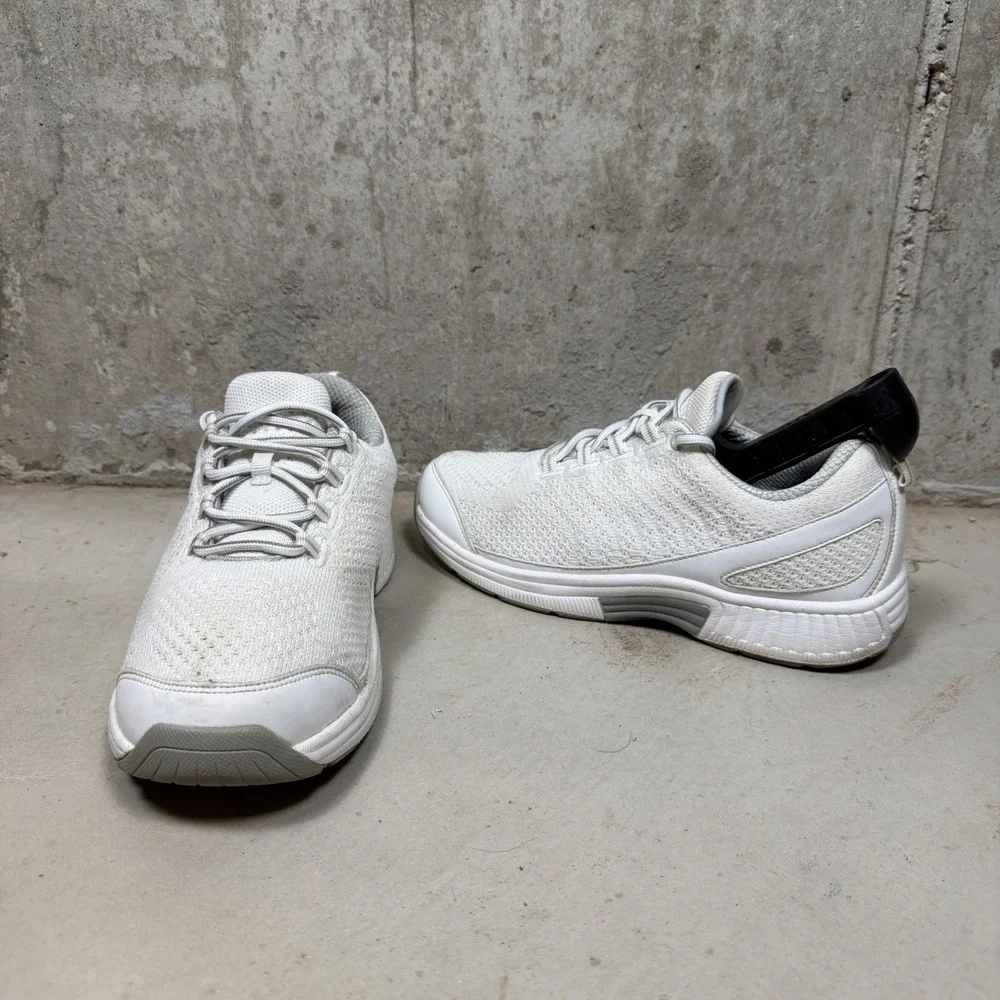 Orthofeet 988 Coral Womens 8 D Wide White Knit Walking Sneakers Orthopedic Shoes